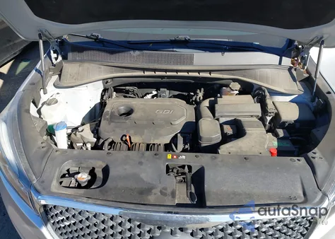 2018 Kia Sorento 2.4L L z USA, uszkodzony, nr VIN 5XYPG4A31JG423711